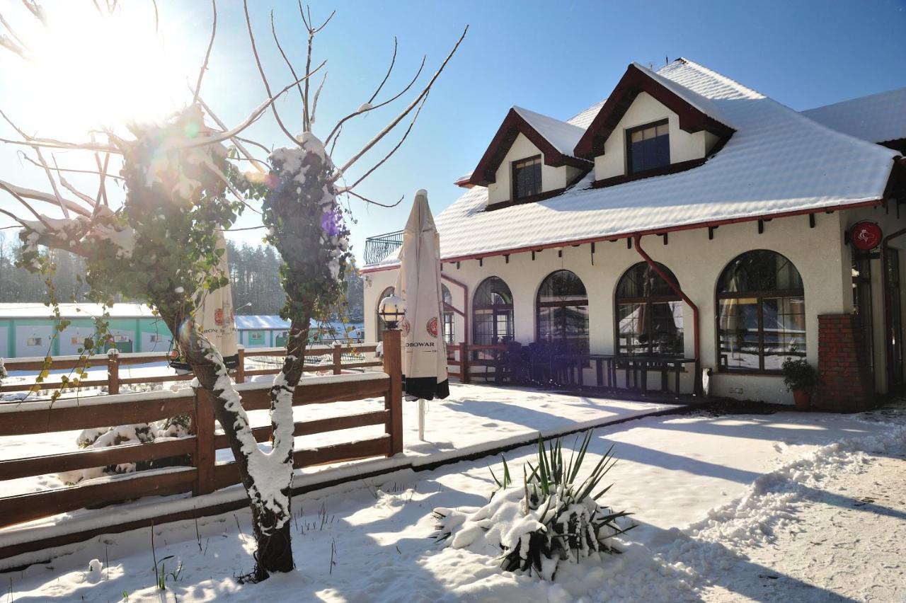 Malutkie Resort Радомско Екстериор снимка