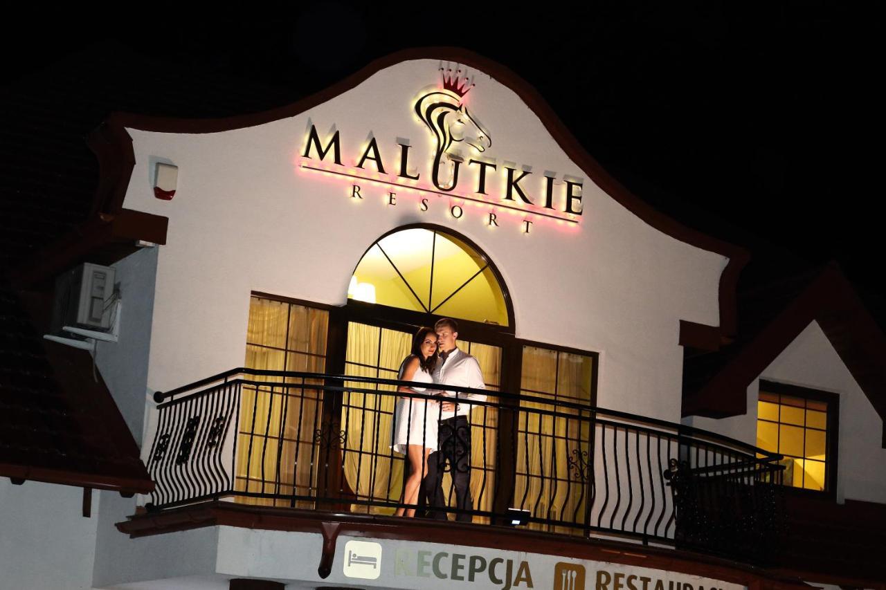 Malutkie Resort Радомско Екстериор снимка