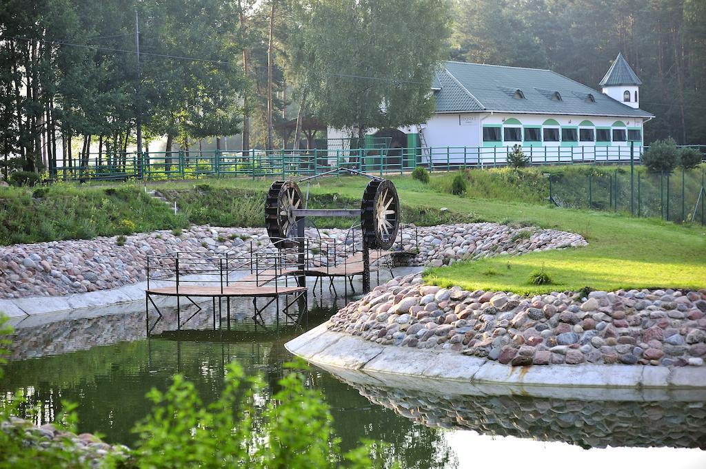 Malutkie Resort Радомско Екстериор снимка