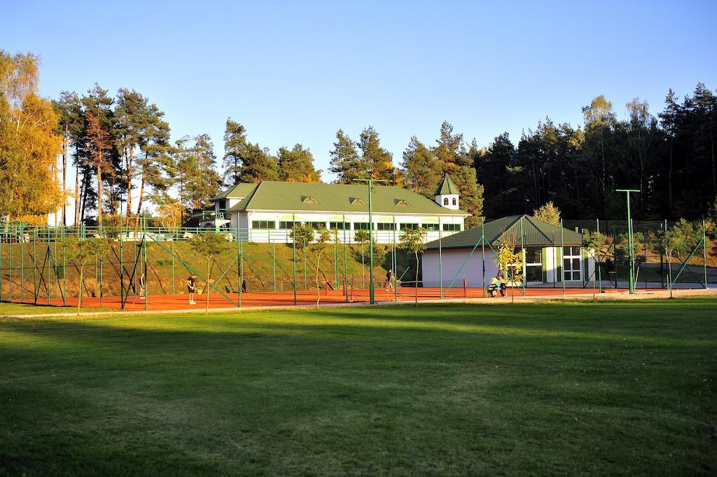 Malutkie Resort Радомско Екстериор снимка